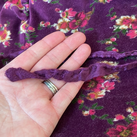 Beautiful htf velvet April Cornell girls Victorian dress with pockets 5/6 - Picture 5 of 5